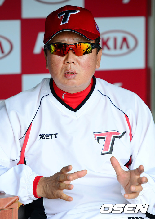 
	SUN, "4�� ���� ���� ������Ű�� ���� �ʴ�"
