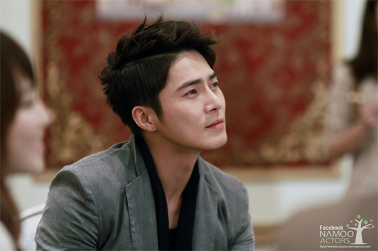 
	'���޵�' ������, �̹��� �ε巯�� �ǻ翹��
