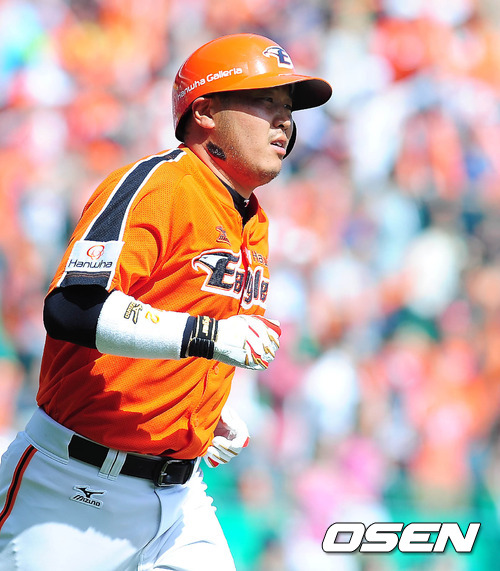 
	�ֽ�ȯ, "2�� �巡��Ʈ�� ��ȸ, ���� �߱��� ��մ�"
