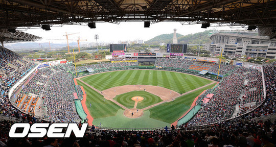 
	���б���, �� ���� �� ��° ������ʡ�2��7600�� ����
