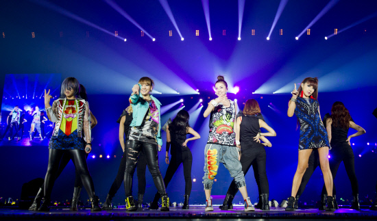 
	YG�������θ�Ʈ �Ҽ��� �ɱ׷� 2NE1. ��������=YG�������θ�Ʈ


