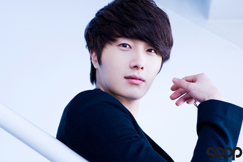 
	���Ͽ�, �� �ְ� �α� ��ũ�� 'õõ���' �⿬..8�� �ⱹ
