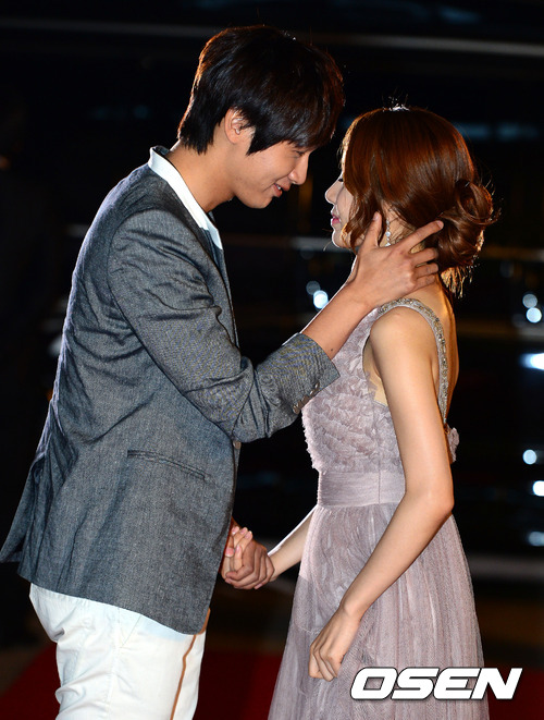 
	'�γ�' ������, "�����ô� ���ڵ�, ��¥ '����'���� ��"
