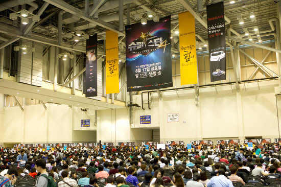 
	'���۽�ŸK 4' �λ� ���� ���. ��������=����


