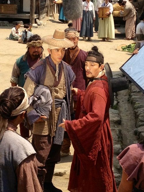 
	'������' �۽���, �����⵵ �� ����..'��� ����' ����
