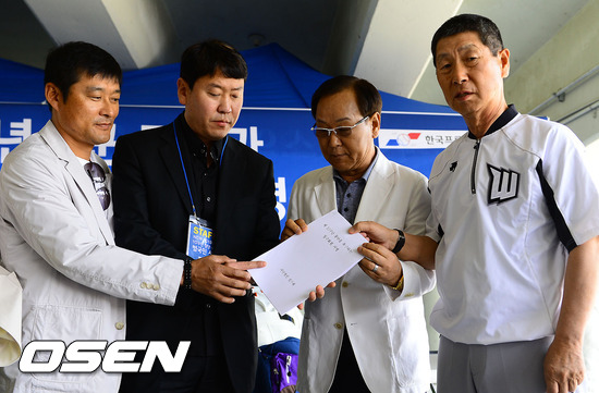 
	����� ���� "10����, �ٽ� ��ü�Ǹ� �ൿ ���� ��"
