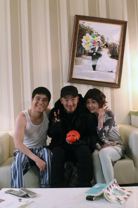 
	��������= ��Media100


