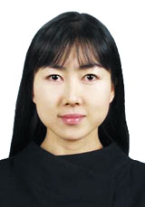 [10년 뒤 유망 직업｜ 조향사] 코끝에서 기억되는 이미지… 제품·브랜드에 고유의 향 입혀