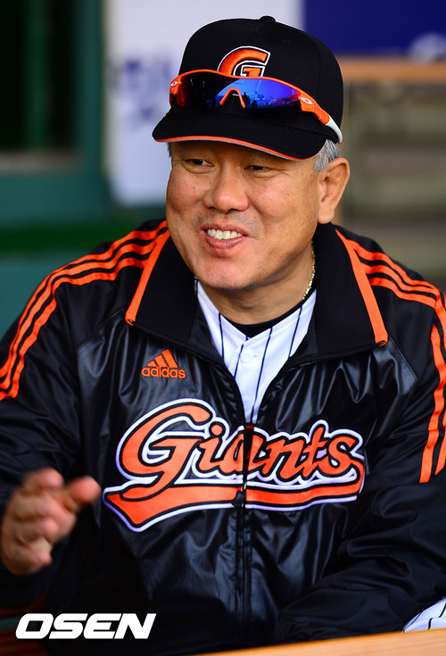 
	'ù 3����' ���ȣ "��ȸ �� �츰�� �ƽ���"
