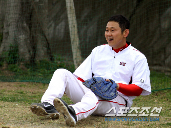 
	1�� ������ �� �տ� �� SK �ȹ渶�� �ڰ��. ����������DB


