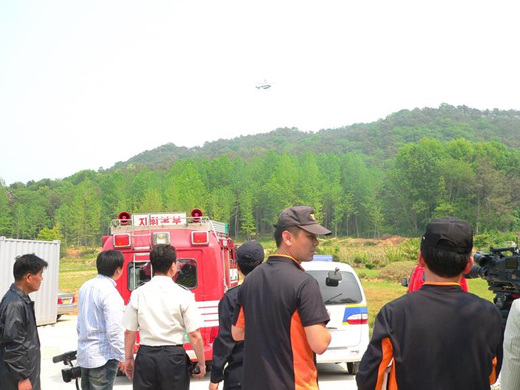 
	10�� ���� 12��50���� ���� ���� ���������� ������� �����Ǵ� ��ü�� �߻꿡 �߶��ߴٴ� �ֹ� �Ű��� ������ ������ �ҹ�籹�� �������̴�. ������ �߶� ��ҷ� ����� ������ ���� �տ��� ������ �����ϰ� �ִ� ������ �ҹ������ ���. /���ý�
