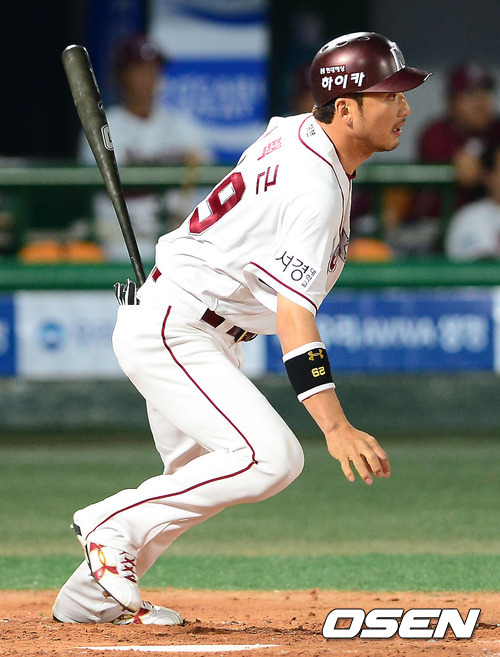 
	'�迵�� 7�̴� 1����' �ؼ�, LG ��� ���׽ø��� �޼�
