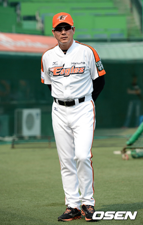 
	�Ѵ�ȭ ����, "Ÿ�ڵ��� �������� ������ߴ�"
