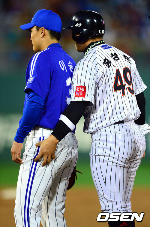 
	ȫ����, "�̽¿��� ���� ��ƶ, �������μ� �����ߴ�"
