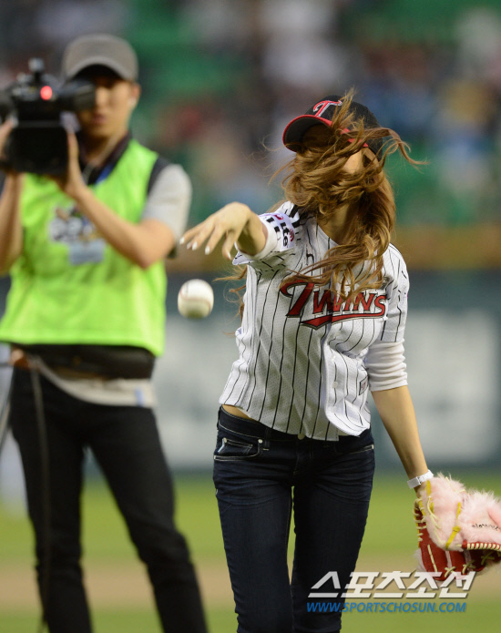 
	'���� �ְ� ���� �ñ�' ����ī '��� �����淡?'
