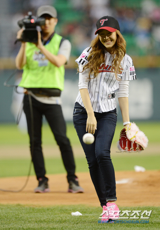 
	'���� �ְ� ���� �ñ�' ����ī '��� �����淡?'
