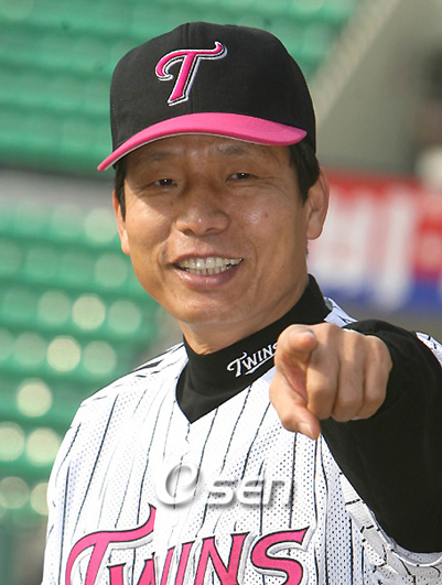 
	��ȭ ���� Ÿ����ġ ����, �Ѵ�ȭ ������ ��û
