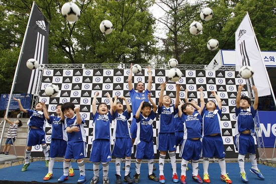 
	�Ƶ�ٽ�, ÿ�� ���ҳ� ��Ī������ Ŭ���� ��Ȳ�� ����
