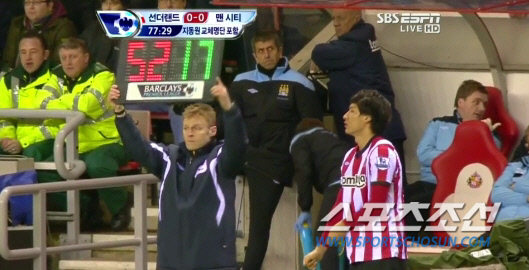 
	���� 1�� 2�� �ǽ�Ƽ������ �Ĺ� 33�� ��Ʈ�ʿ� ��ü ���Եǰ� �ִ� ������. ȭ�� ĸó=SBS ESPN


