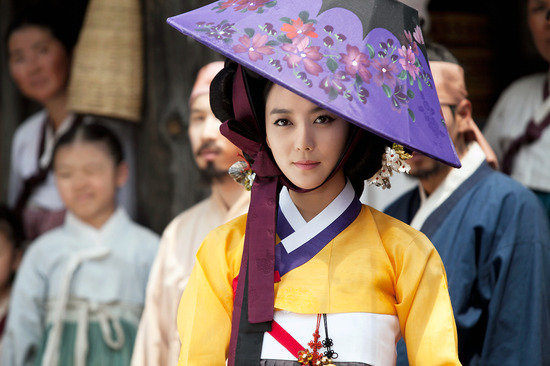 
	�̼ҿ�, ��Ȥ���� ��� ���� ������Ȧ �̸�
