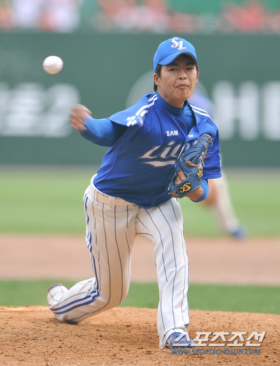 
	�Ｚ �ſ� ���� ��â���� �Ｚ�� ���� ������Ʈ�� ������ �뼱�� ��â���� �������� �� ��Ҵ�. ������ 29�� SK��. ��õ=���ؿ� ���� noodle@sportschosun.com/2012.04.29/


