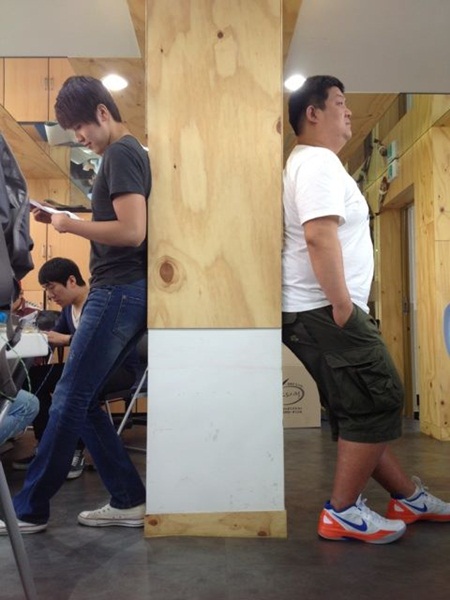 
	������-���λ�, ���� �������� ���� �ٸ� ���� '����'
