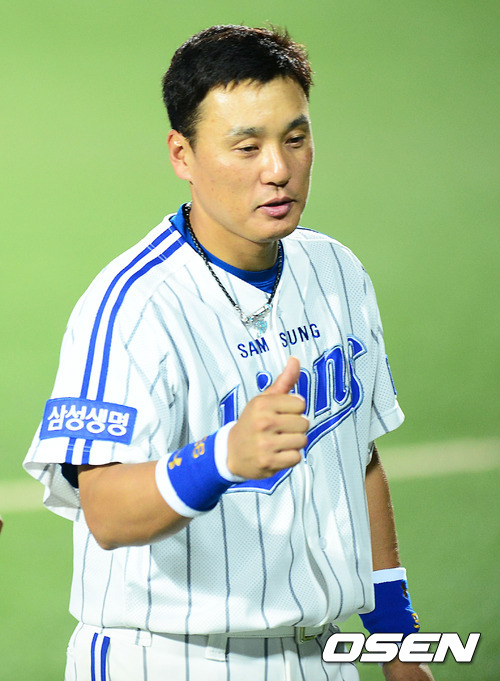 
	�̽¿�, ���� 9��° 900���� �޼�
