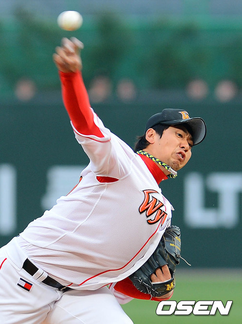 
	'����� 3��' SK, LG�� ���� '�Ϸ� ���� ���� Żȯ'
