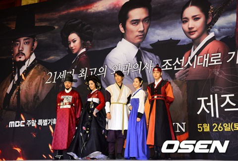 
	"�� �̷� ������ �ź��� �� ������"..'������' 5��5�� �⿬����
