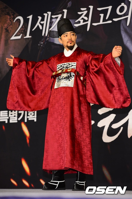 
	�̹��� "'������' Ÿ��Ʋ�� �ƴ϶� �������"
