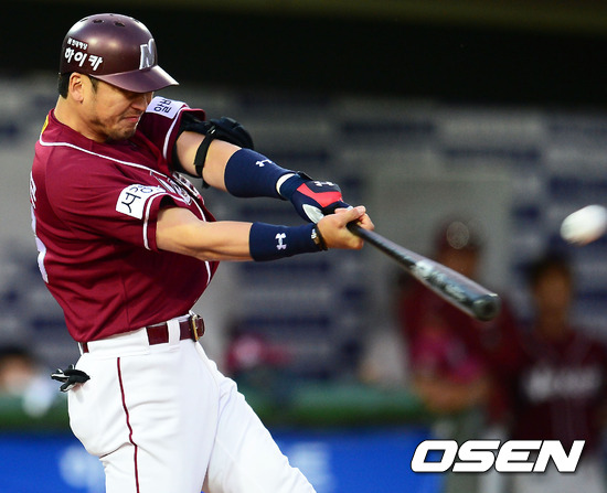 
	'12��Ÿ 9����' �ؼ�, �� ���� ù �Ͼ��̽¡��Ե� 4����
