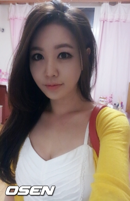 
	������, û�� �̸�+�۷��ӷ��� ���� '���̱۳�'
