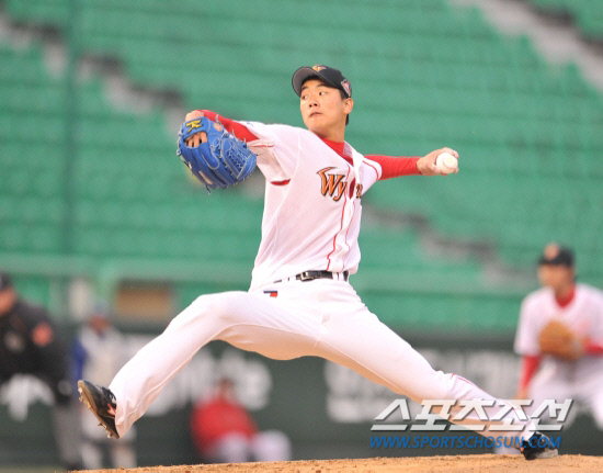 
	SK �豤���� ���̳����� ��Ʈ���̵� ����. �豤���� ���� �� 80%�� ������ ���������� �ָ� ����� �� ���ۿ��� ���´�. ����������DB


