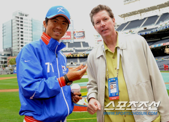 
	2009�� ��2ȸ WBC �� ��ǥ�� �ν�Ʈ���Ϳ��� �� �� MBC ������+ �ؼ������� ���� ��������� è�Ǿ������ �������� �ִ�. ����������DB


