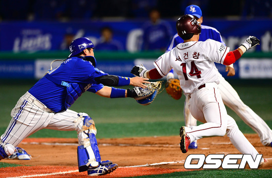 
	�ؼ� 4����, �� �ӿ��� ���� ����â '��ġ �÷���'
