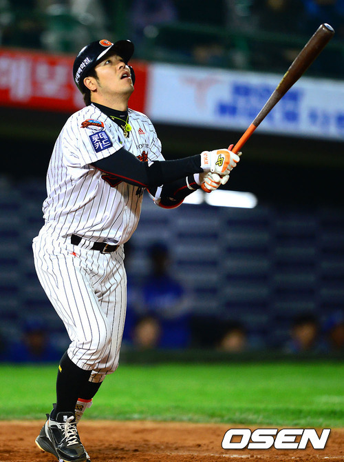 
	'��� 100ȣ��' ����ȣ "���� �޽�, �ܸ��̾���"
