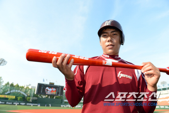 
	�ؼ� ����ȣ�� ��ȭ �������� 2006�� �����Դ� ����� ��ģ�ϴ�. ����ȣ�� '�������� ���� ����� ���� �� ���� ���� ������ �� ����. ���ݱ��� ���������� Ȩ���� �� �ƴµ� ���ش� ������ �ʹ�'�� �ߴ�. ��=���� ���� wook@sportschosun.com


