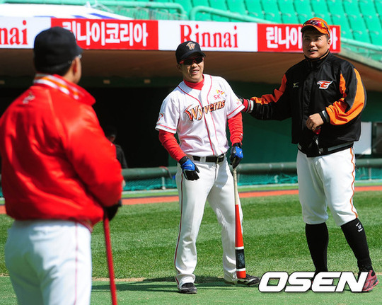 
	���±� ��Ÿ ��ģ ���ٿ�, "�±������� �� �Ծ���"
