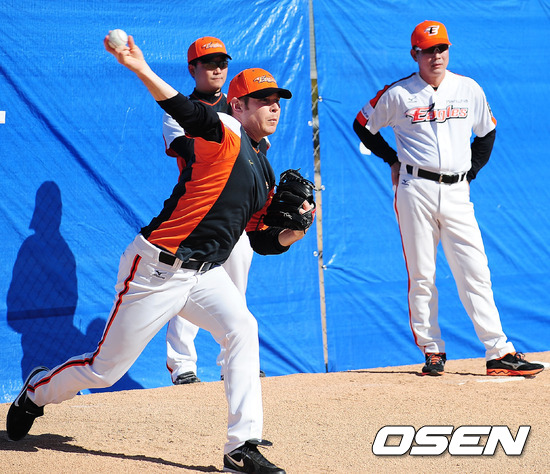 
	�Ѵ�ȭ ����, "�轺 ��ü ���� ���� �ӹ�"
