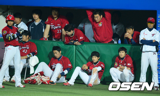 
	�ֱ� 8��� 1��7�С��ް��� KIA��  3�� ����
