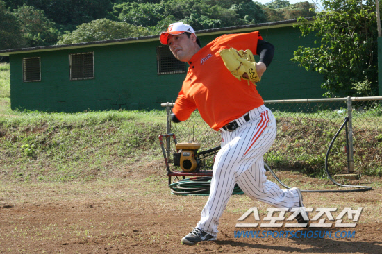 
	�Ե� �������� ���Ͱ� �����Ӵ�. �ʾ 6�� �ȿ��� ���ƿ� ������ ���δ�. ���� �� �����Ʒÿ��� ��Ī ���. ����������DB


