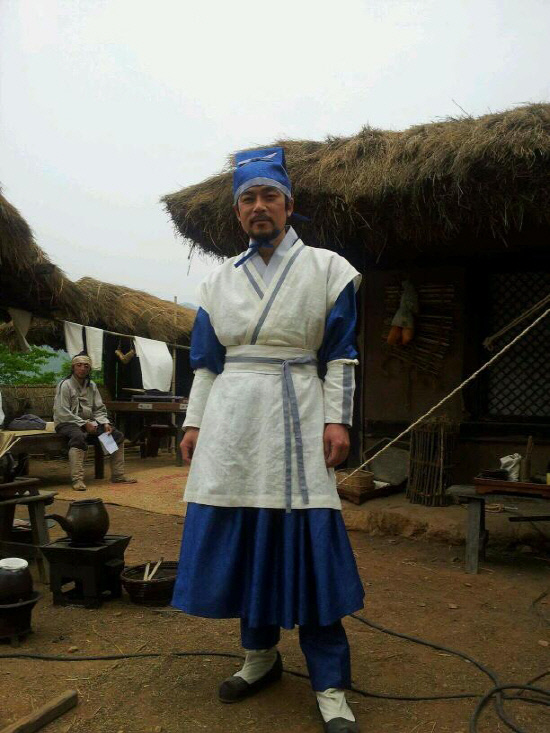 
	�̽���. ��������=�޸��ο������θ�Ʈ


