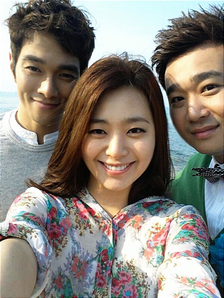 
	'���' �̿���, �̱���-������ �ƽ��� �޷��� ���� '����'
