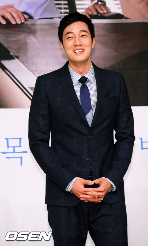 
	'����' ������ "�̿��� ������ ���̶� �θ���"
