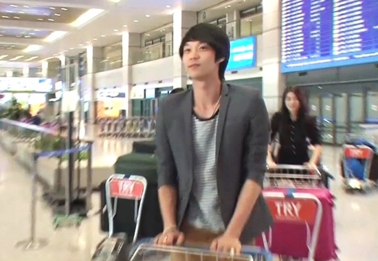 
	'���۵�'�� �ֿ��� ����? '�ֿ� ���ð���' �±� ������ '����'
