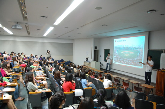 
	�ؼ�, ��ȭ���뼭 '�߱� in Girl' ���� ����
