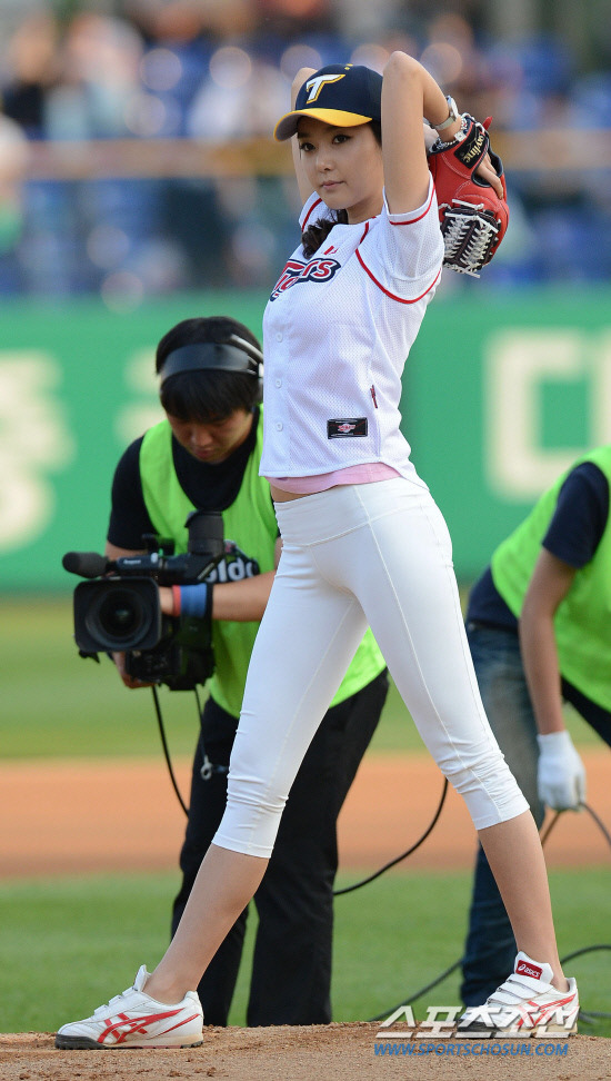 
	�̼����� 23�� ���ֱ��忡�� ���� ������ ���ε���� �����ϰ� �ִ�. ����=����� ���� 
