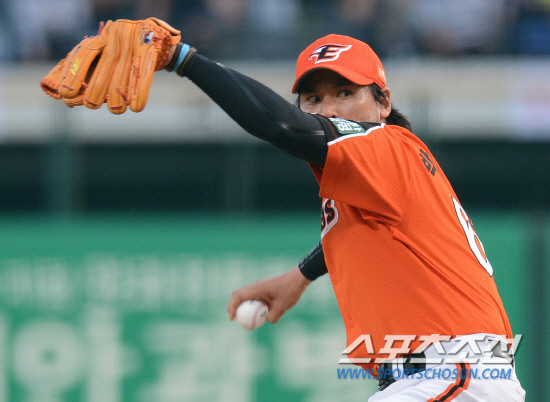 
	23�� ����KIA������ ȣ���� ����ȣ. ���� ���� ���� KIA Ÿ�ڵ��� ������ ������ ���ߴ�. ����=����� ���� cjg@sportschosun.com/2012.05.23/


