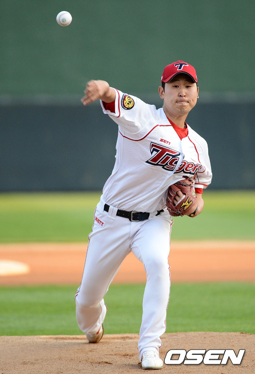 
	SUN, "������, ���� ��ȭ���� �ϱ����� �ؾ� �Ѵ�"
