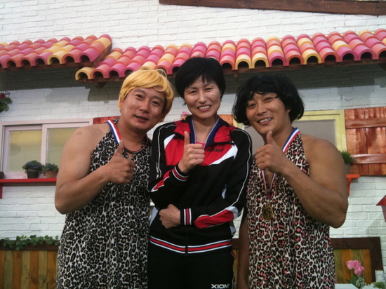 
	�躴��, Ź����� ��ģ �ݸ޴޸���Ʈ��?
